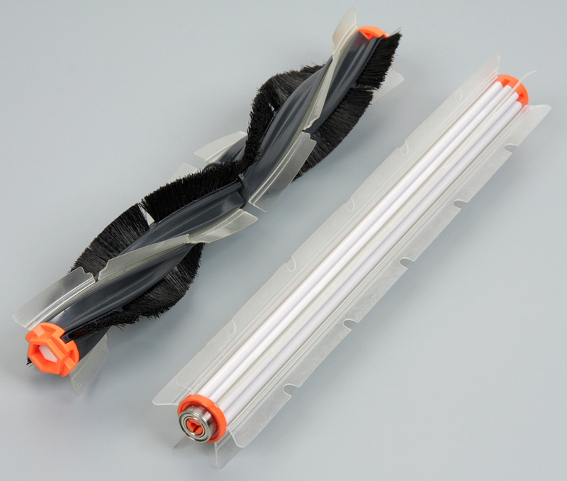 Neato BotVac 85 щтинистая и силиконовая щетки